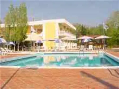 Galaxy Hotel 2*